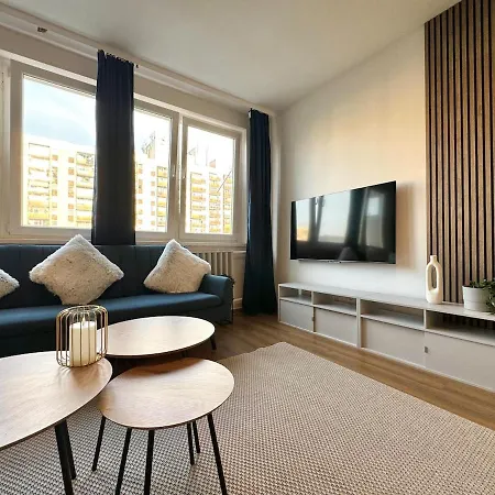 Apartment Szigony - Spacious Budapest